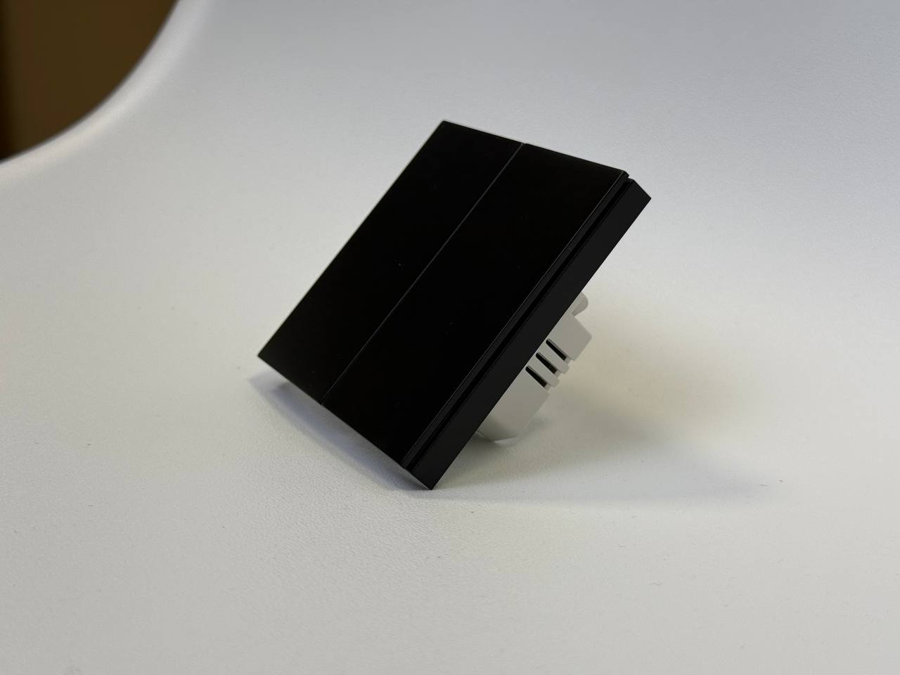 Розумний вимикач, чорна панель Koala PB (НУЛЬ)